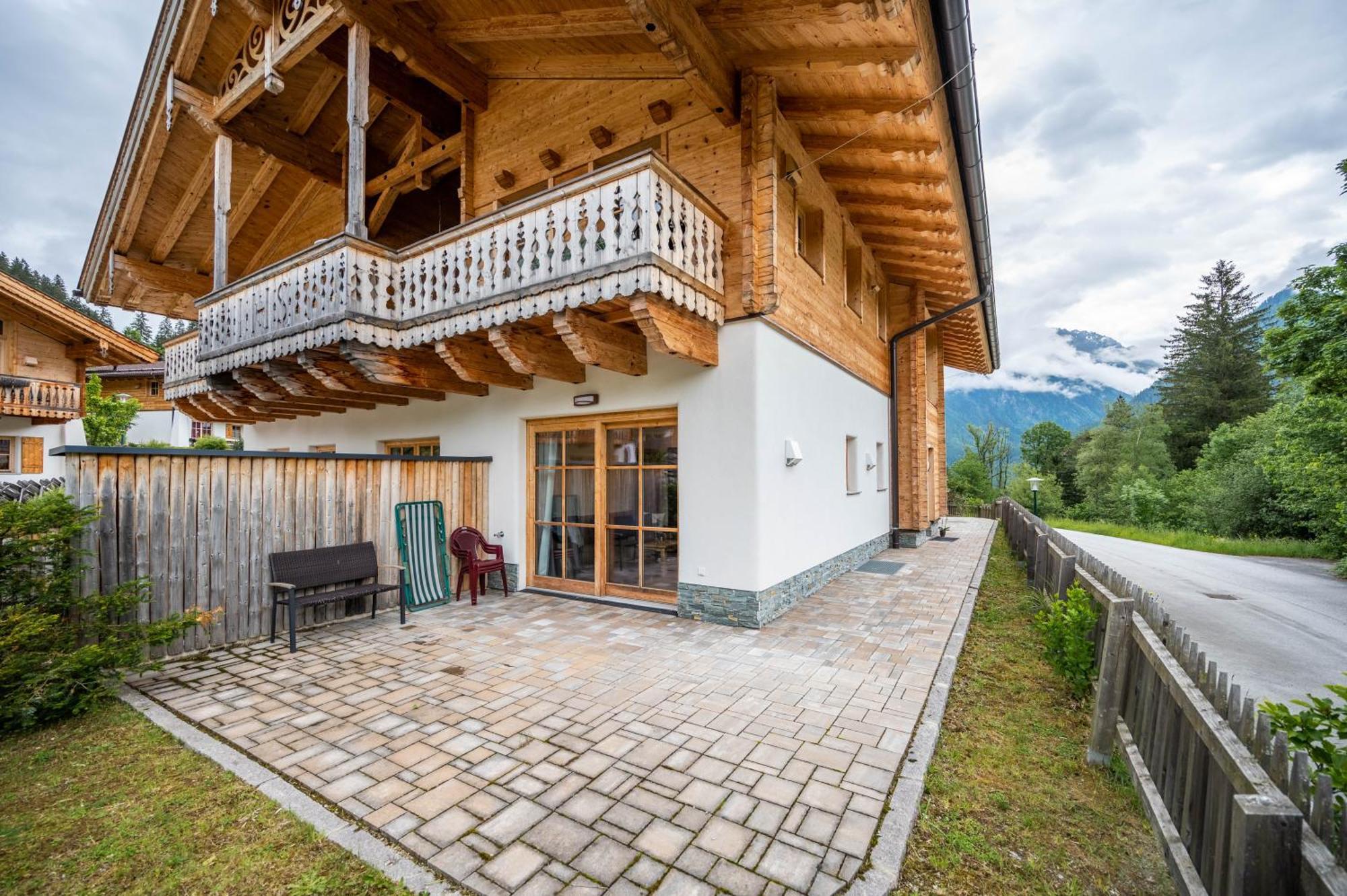 Chaletdorf Am Sonnenhang Neukirchen am Großvenediger الغرفة الصورة